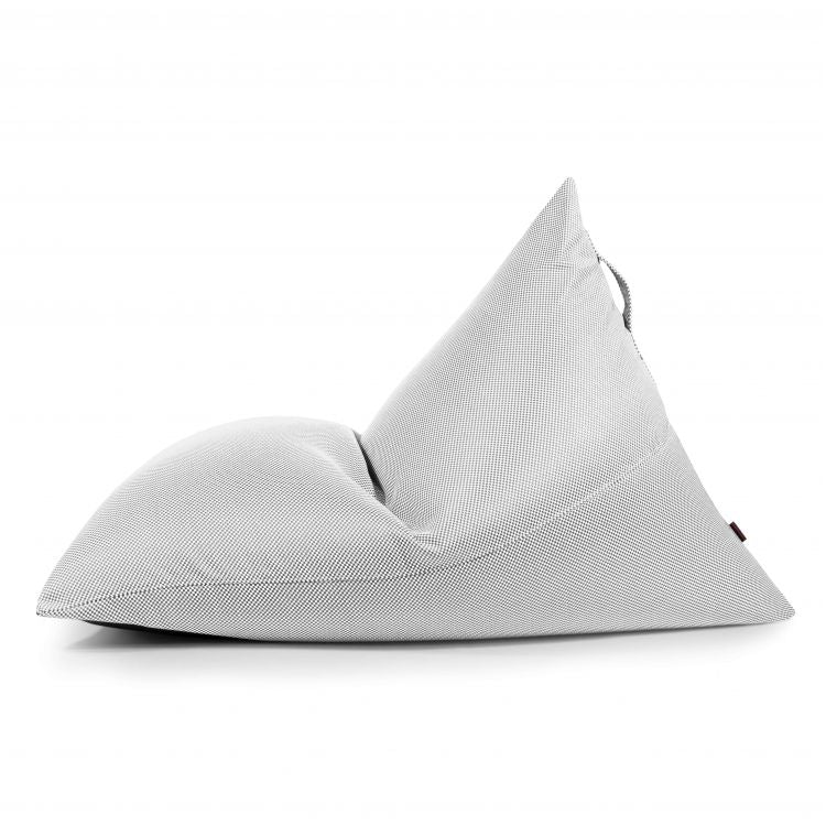 El puff Bean bag grande RAZZMATAZZ CAPRI, de tela repelente al agua y antimanchas (155×120×95 cm), moderno para exterior, se exhibe sobre un fondo blanco.