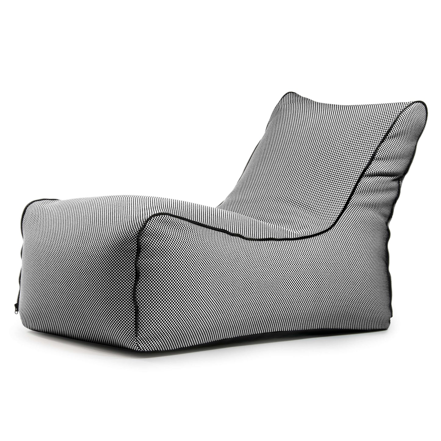 El Bean bag Lounge Zip Capri es un moderno sillón de exterior sin brazos con un asiento bajo y ancho y un respaldo alto, con soporte ergonómico y tapizado en tela estampada en blanco y negro.