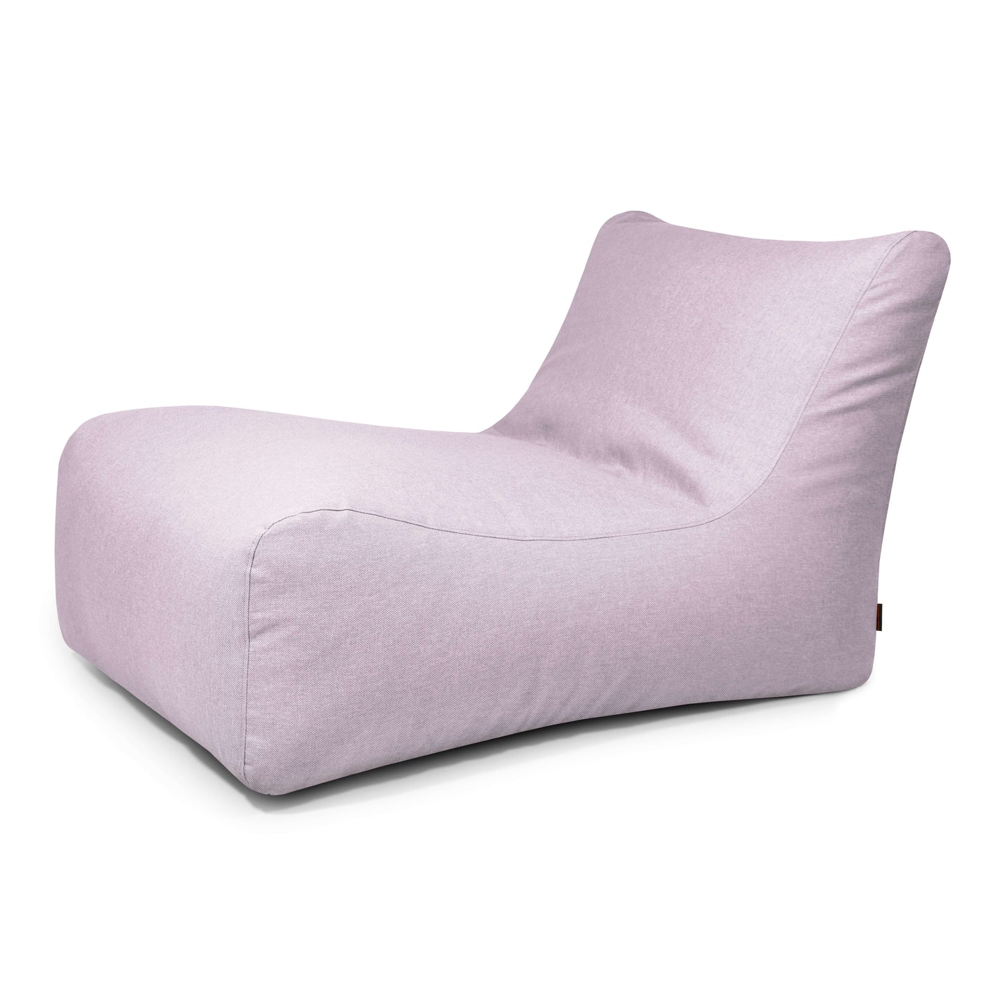 El Bean bag Lounge 100 Riviera es un moderno sillón ergonómico de exterior de color lavanda claro, con respaldo curvo bajo y sin reposabrazos, que se muestra sobre un fondo blanco.