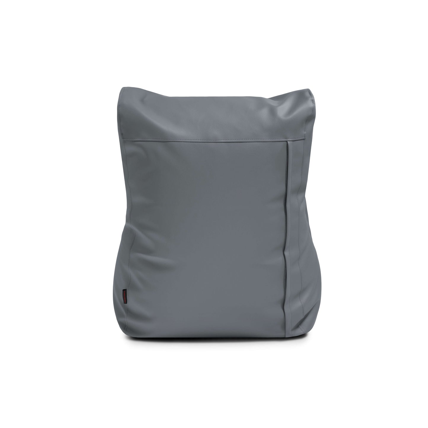 El Bean bag Lounge Outside -diseñado para su uso en exteriores- es una bolsa rectangular gris, blanda, con cierre de cremallera y fabricada con un material impermeable, que se muestra en posición vertical sobre un fondo blanco.