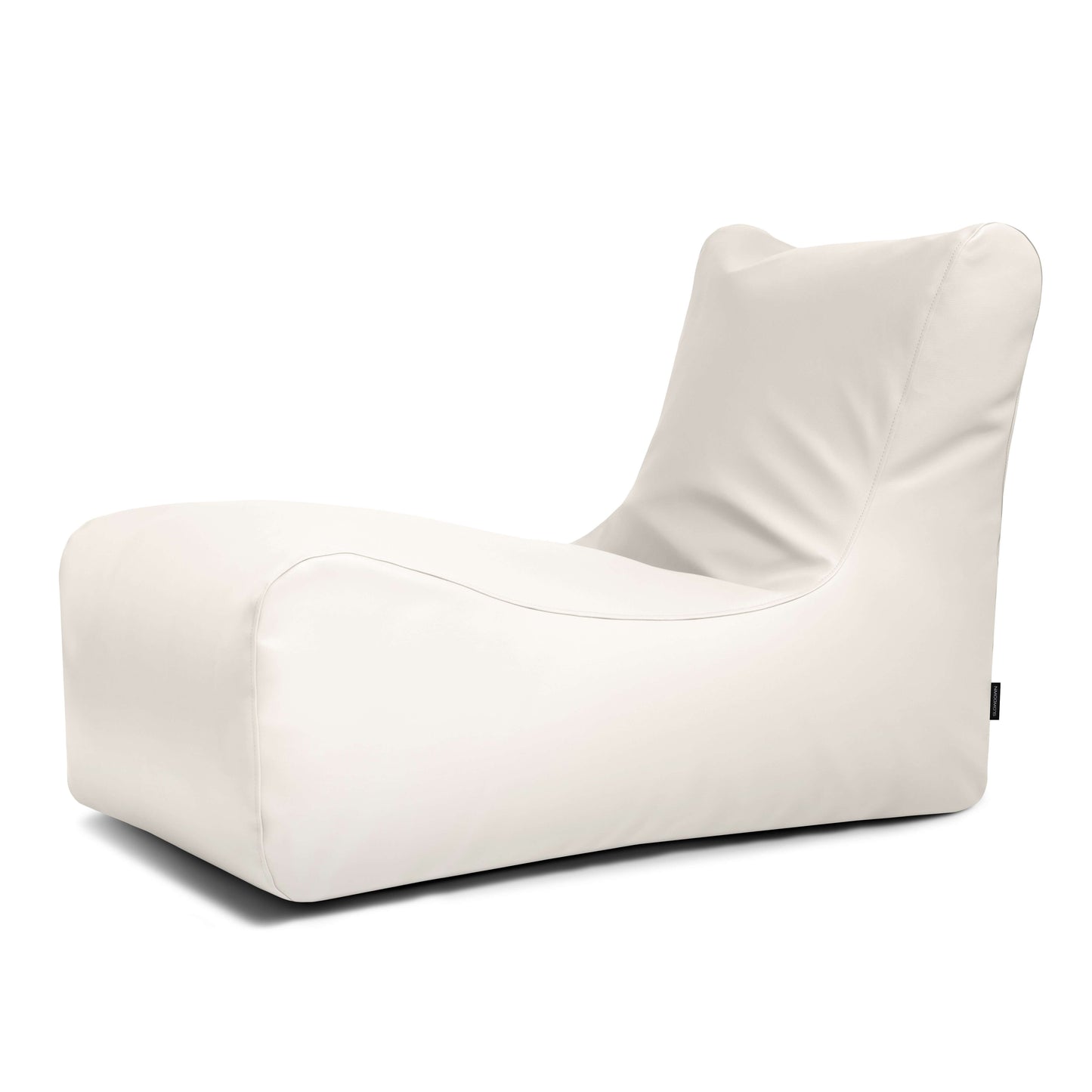 Un moderno Bean bag Lounge Outside - uso exteriores blanco con respaldo alto se coloca sobre un fondo blanco liso.
