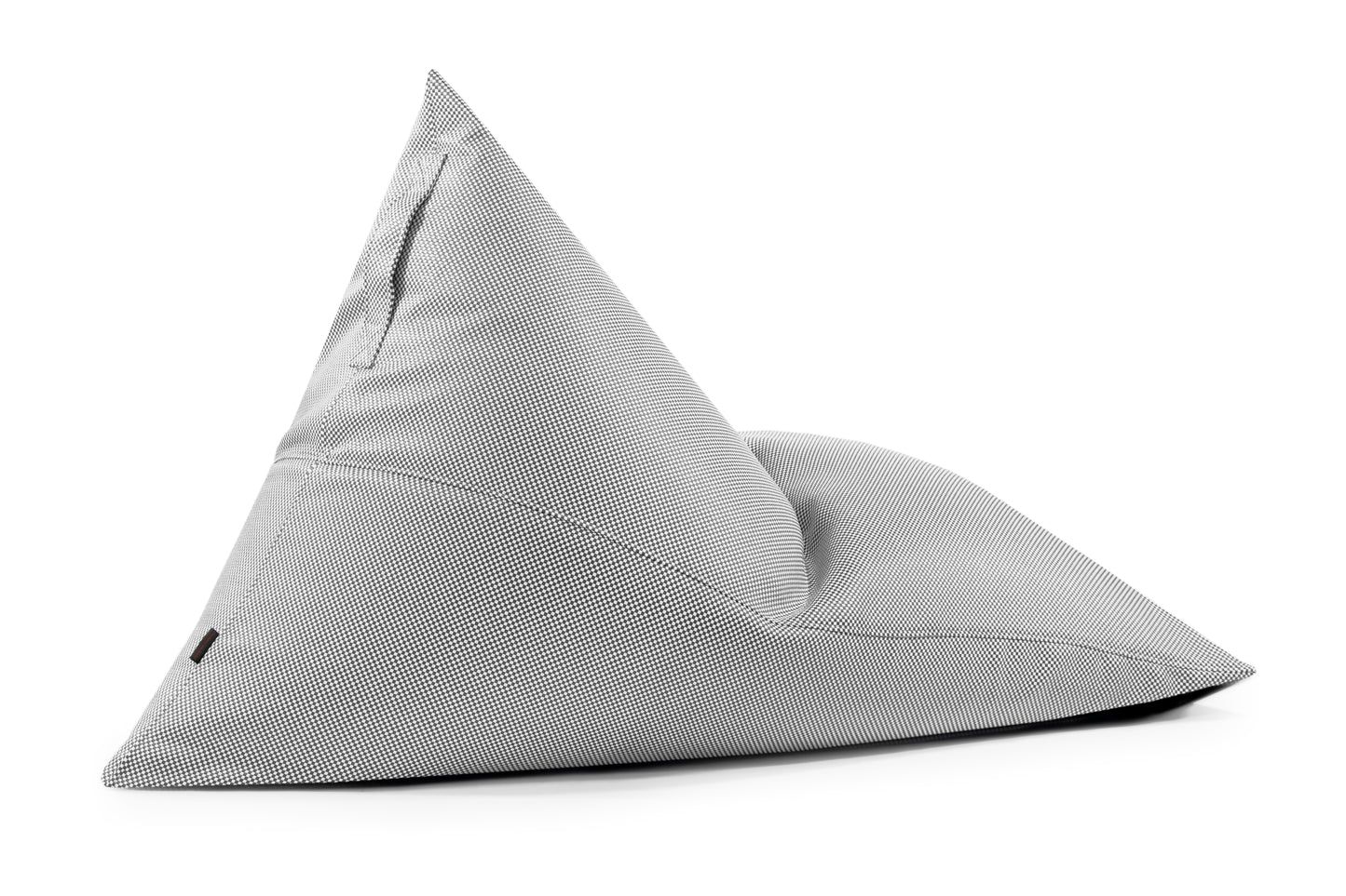 El Bean bag puff grande RAZZMATAZZ CAPRI (155×120×95 cm), de tela repelente al agua y antimanchas, ofrece un asiento ergonómico moderno ideal para relajarse en interiores o exteriores, mostrado sobre fondo blanco.