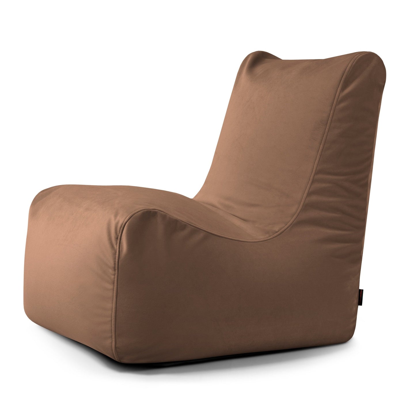El Bean bag Seat Barcelona es un puff sillón sin brazos de color marrón con respaldo alto para un asiento ergonómico, perfecto para relajarse. Se muestra sobre fondo blanco.
