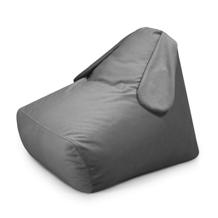 El SNUG 80 BUNNY BARCELONA es un puff puff infantil de terciopelo gris (80×90×70 cm) con respaldo triangular y extensiones en forma de oreja, con relleno de espuma de alta calidad, ideal para dormitorios modernos o salas de juegos.