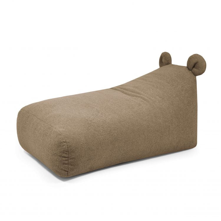 El SNUG LONG 130 BEAR TEDDY es un puff puff infantil de foam y borreguito (130×70×60 cm) con diseño moderno y orejas tipo oso, ideal para dormitorio o sala de juegos, brindando comodidad ergonómica para niños.