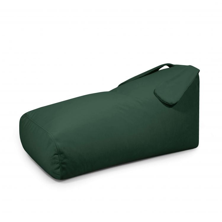 El Bean bag puff infantil de foam y terciopelo 130×70×60 cm SNUG LONG 130 BUNNY BARCELONA, verde oscuro y rectangular con cabecera elevada y asa lateral, ideal para dormitorio o sala de juegos infantil.