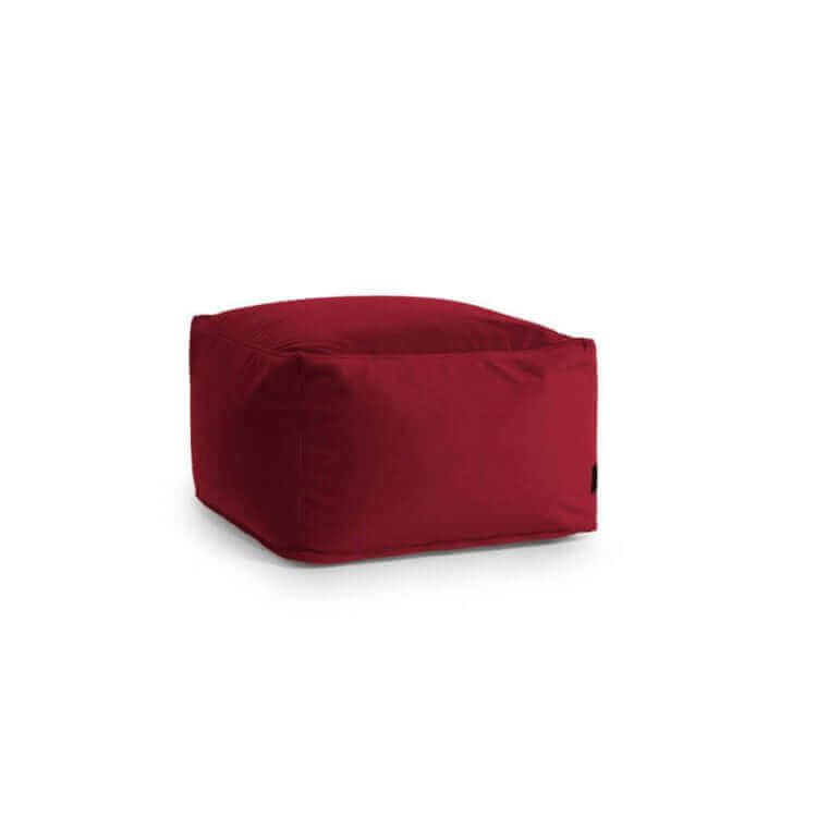 El Puff cuadrado de terciopelo lavable SOFTBOX BARCELONA (70×70×40 cm) es compacto y suave, ideal para salón o dormitorio, y añade un asiento cómodo en cualquier espacio sobre fondo blanco.