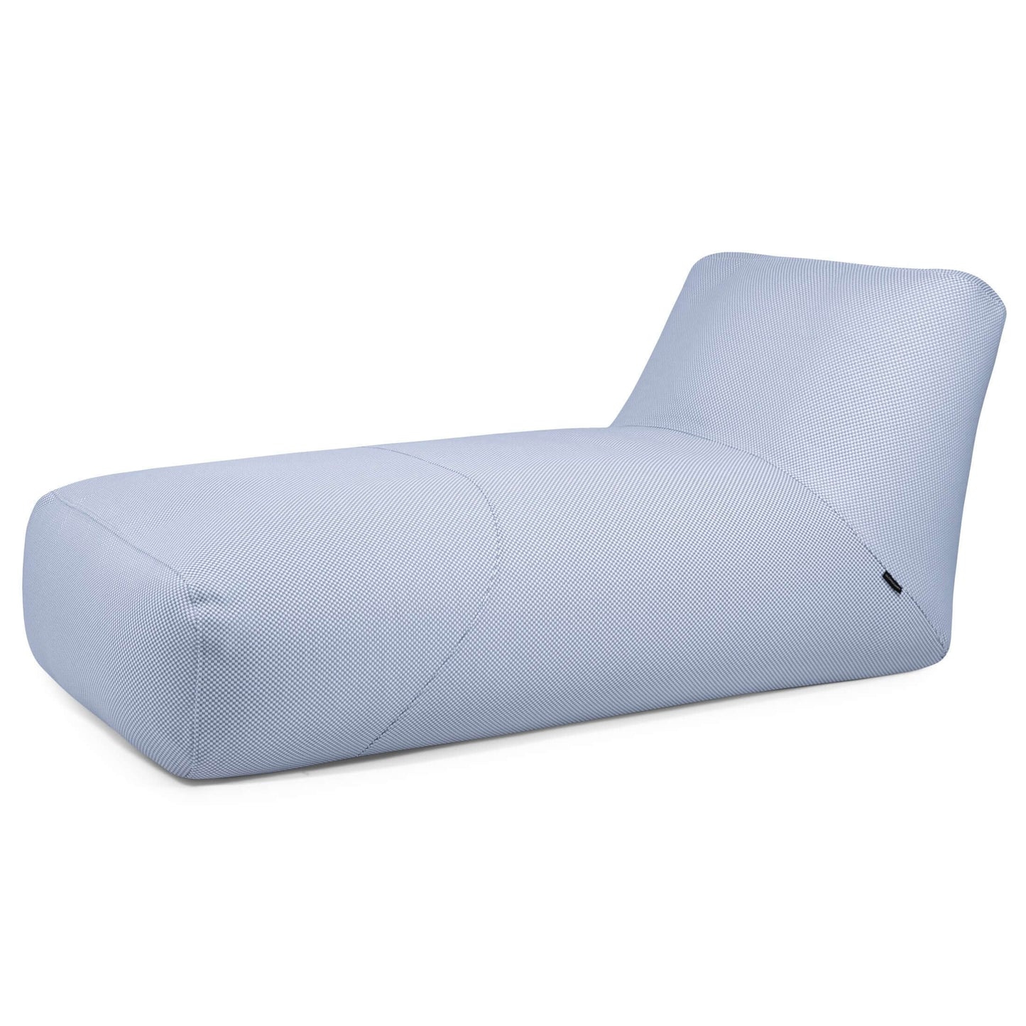 El Bean bag Tube 100 Daybed Capri, diseñado para su uso en exteriores, presenta una forma moderna y minimalista y un tapizado en azul claro para ofrecer un asiento ergonómico ideal para relajarse con estilo.