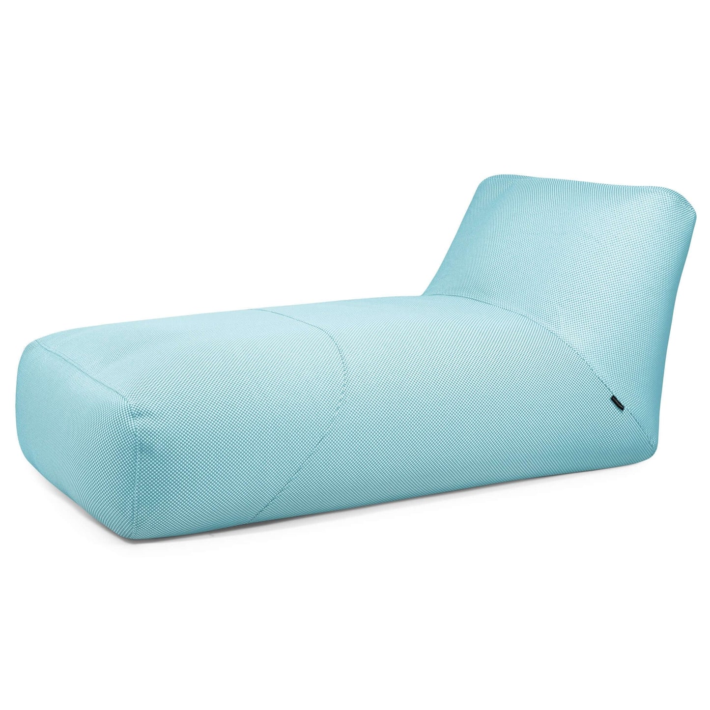 Bean bag Tube 100 Daybed Capri de color azul claro para uso en exteriores, con un moderno diseño minimalista, tapizado en tela texturizada y asiento ergonómico, sobre fondo blanco.