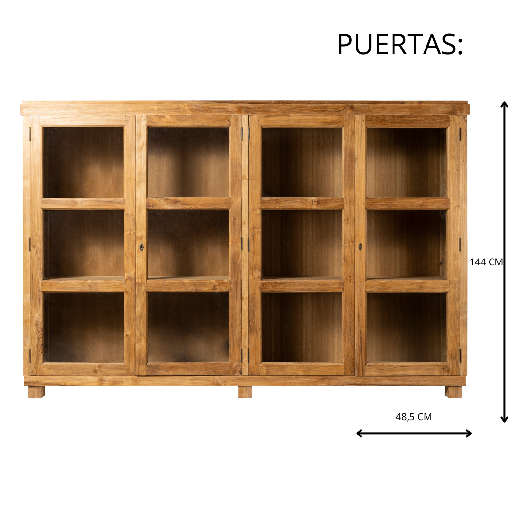 La Vitrina en Madera de Teca Nabila con puertas de vidrio es ideal para la decoración hogareña, ofreciendo un diseño funcional con 144 cm de altura y 48,5 cm de profundidad.