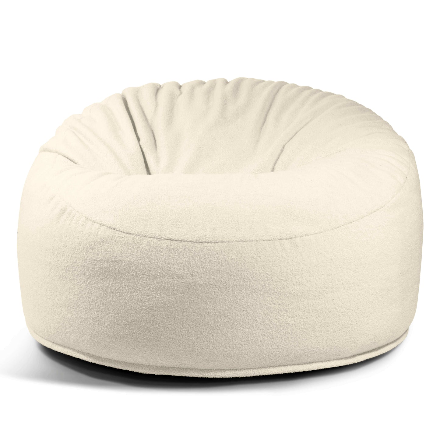 El Foam Bean Bag OM 110 Barcelona, con un diseño grande y redondo y una suave funda de tejido Teddy, se asienta sobre un fondo blanco liso.