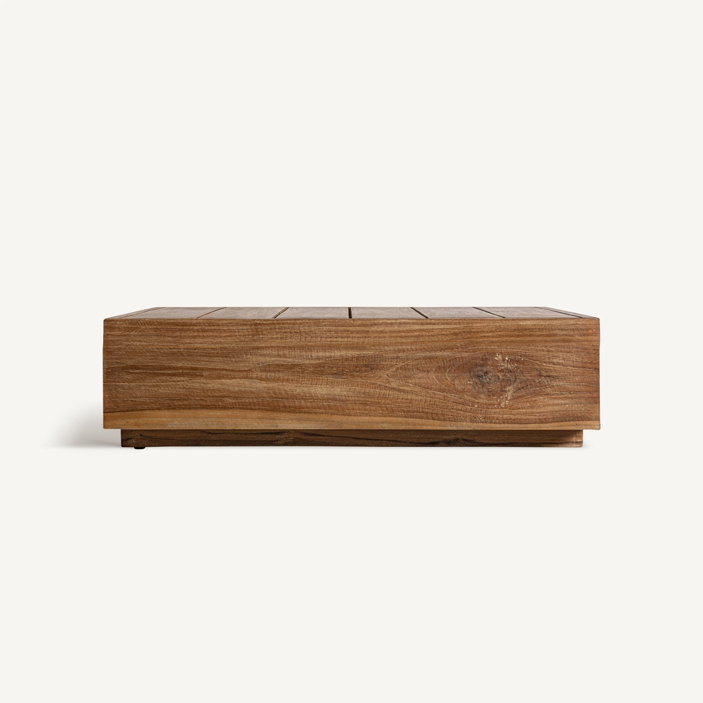 Mesa rectangular de centro de exterior TRENA, teca reciclada marrón natural (80×80×25 cm), con vetas visibles y diseño minimalista-ideal para jardín o terraza y para realzar tu mobiliario exterior.