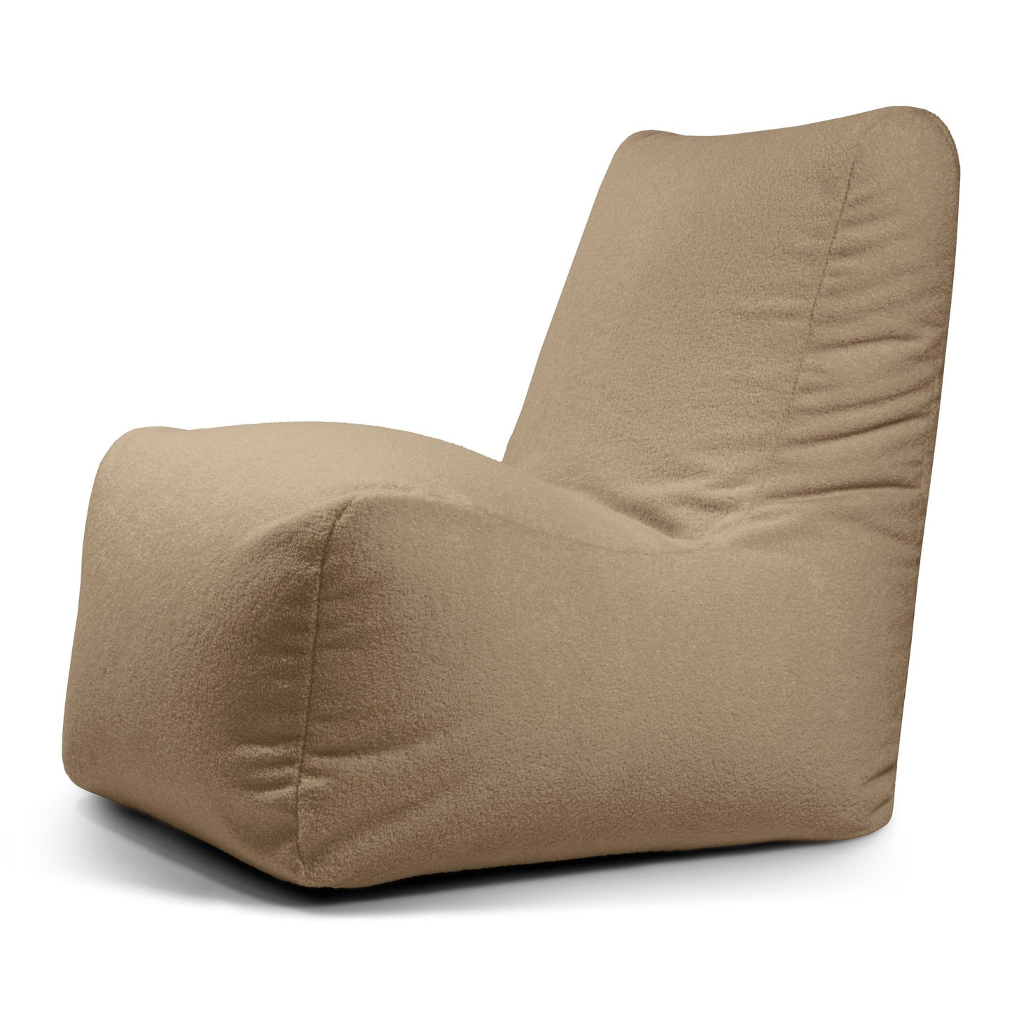 El Bean bag Seat Teddy es un sillón de tela color canela con un moderno diseño minimalista y un asiento bajo y contorneado, que proporciona la relajada comodidad de un sillón tipo puff.