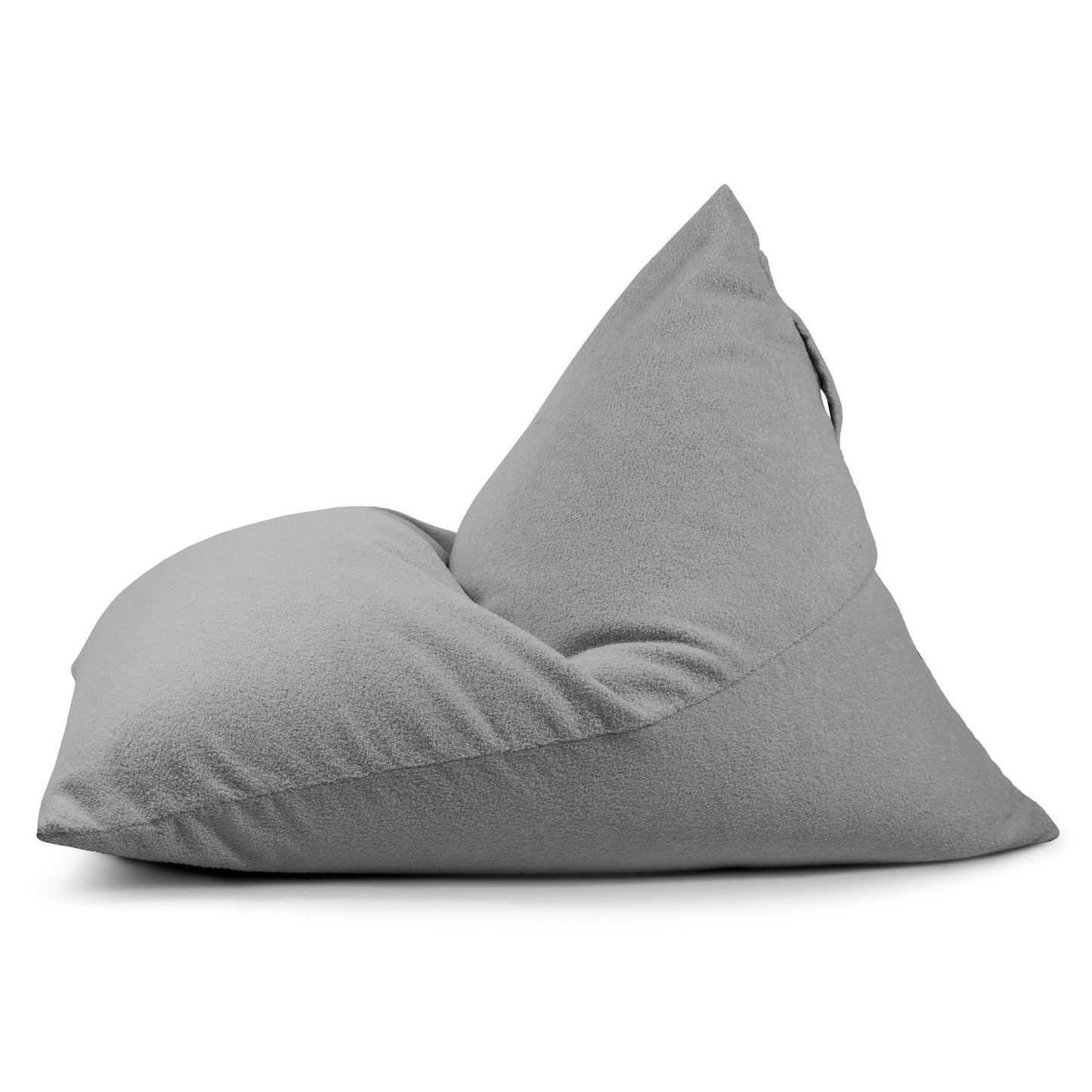 El Bean bag puff juvenil de tela borreguito 110×130×90 cm RAZZ TEDDY es un moderno asiento gris sin brazos con respaldo triangular, mostrado de lado sobre fondo blanco; ideal para dormitorio.