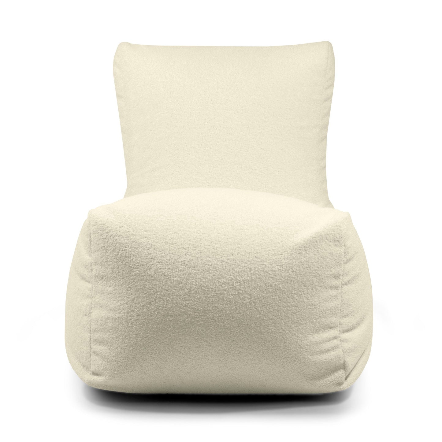 El Bean bag Seat Teddy es un sillón de peluche de color blanco roto con respaldo alto y forma redondeada y suave, que proporciona comodidad ergonómica.