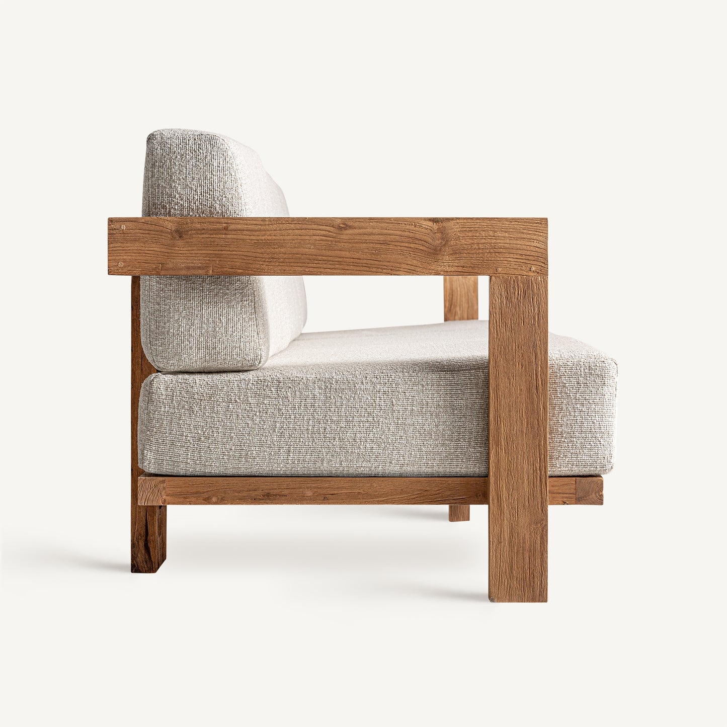 Sofá exterior teca reciclada con cojines beige resistente al agua para jardín o terraza, diseño moderno y acogedor TESTA