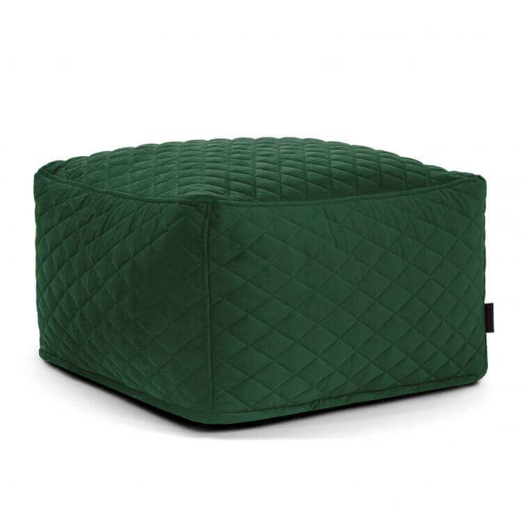 El SOFTBOX LURE LUXE Puff cuadrado de terciopelo acolchado lavable (70×70×40 cm) en verde oscuro, con superficie suave y texturizada, ideal para salón o dormitorio, se muestra sobre fondo blanco.