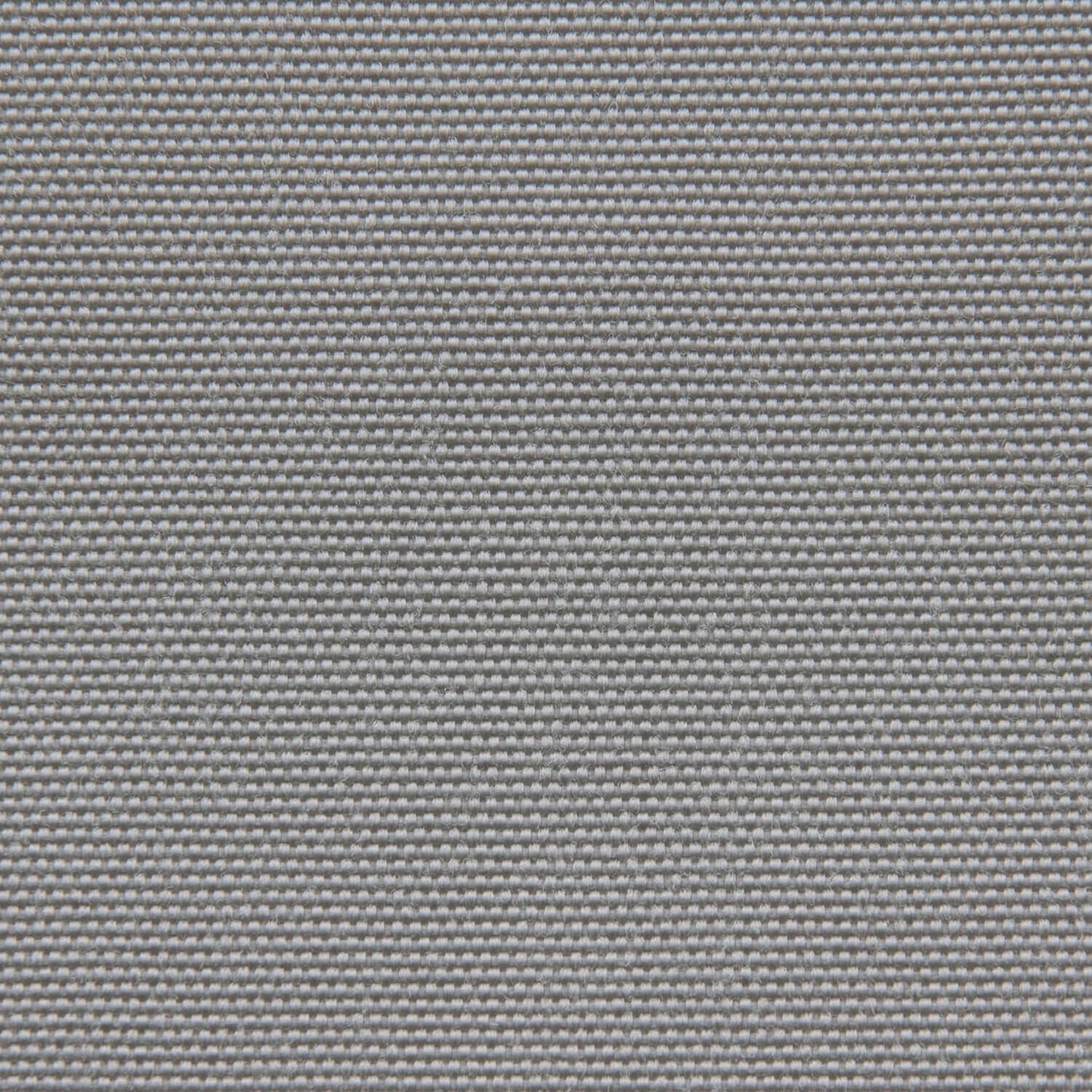 Detalle de un tejido tupido de color gris con textura de rejilla uniforme, fabricado con tejido OEKO-TEX y presentado en la colección Pouf Plus 70 Colorin - uso exteriores.