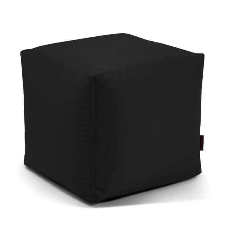 ¡Pouf Up! Colorin de color negro para uso exterior, con una superficie lisa de tejido OEKO-TEX, sobre fondo blanco.
