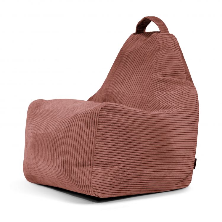 El Bean bag Play Waves es un moderno sillón bean bag de pana marrón con respaldo, reposabrazos y asa superior para facilitar su transporte.