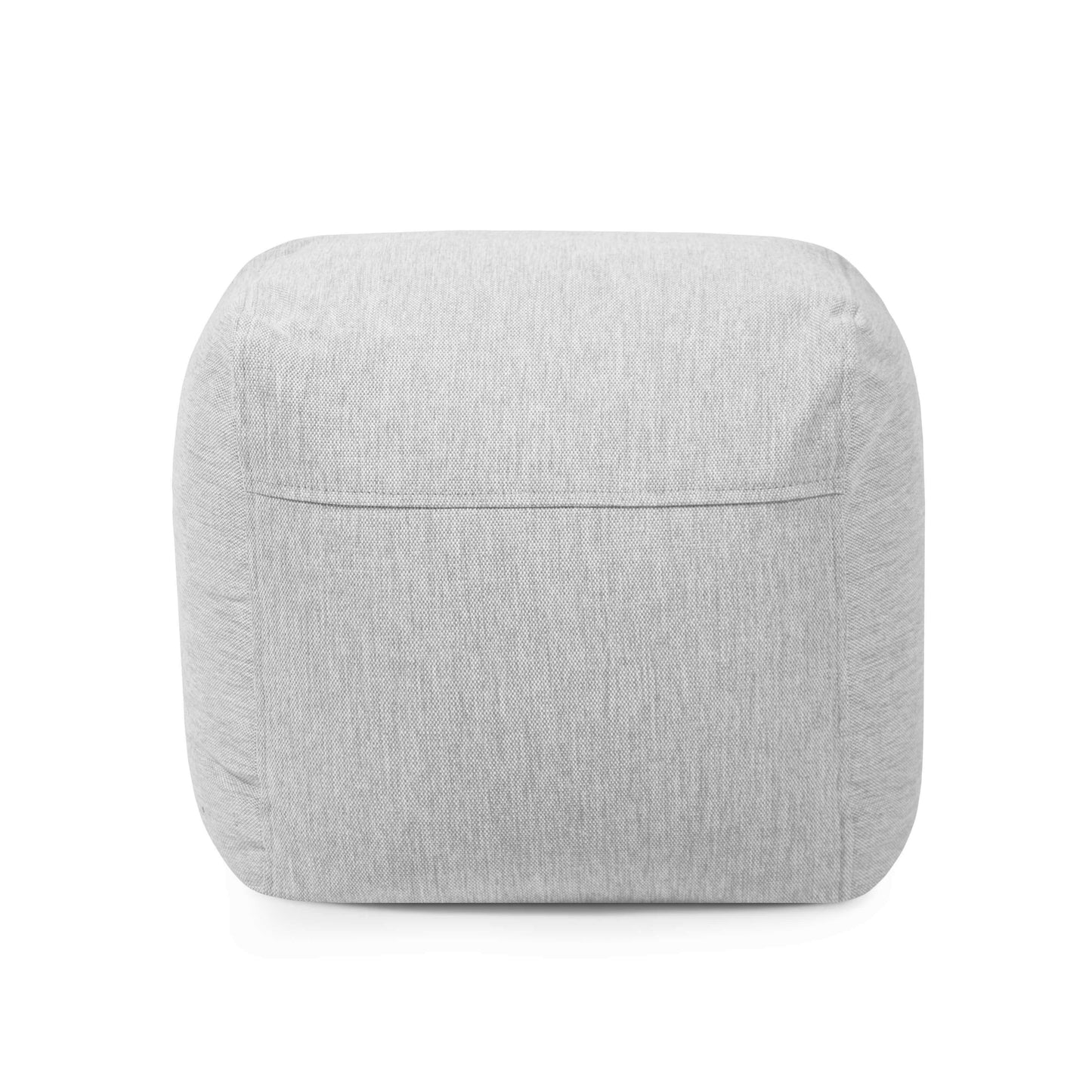 El Pouf Plus 50 Casa es un puf ergonómico cuadrado de color gris claro para exteriores, con bordes redondeados, una costura superior visible y una práctica funda lavable, que se muestra sobre un fondo blanco liso.