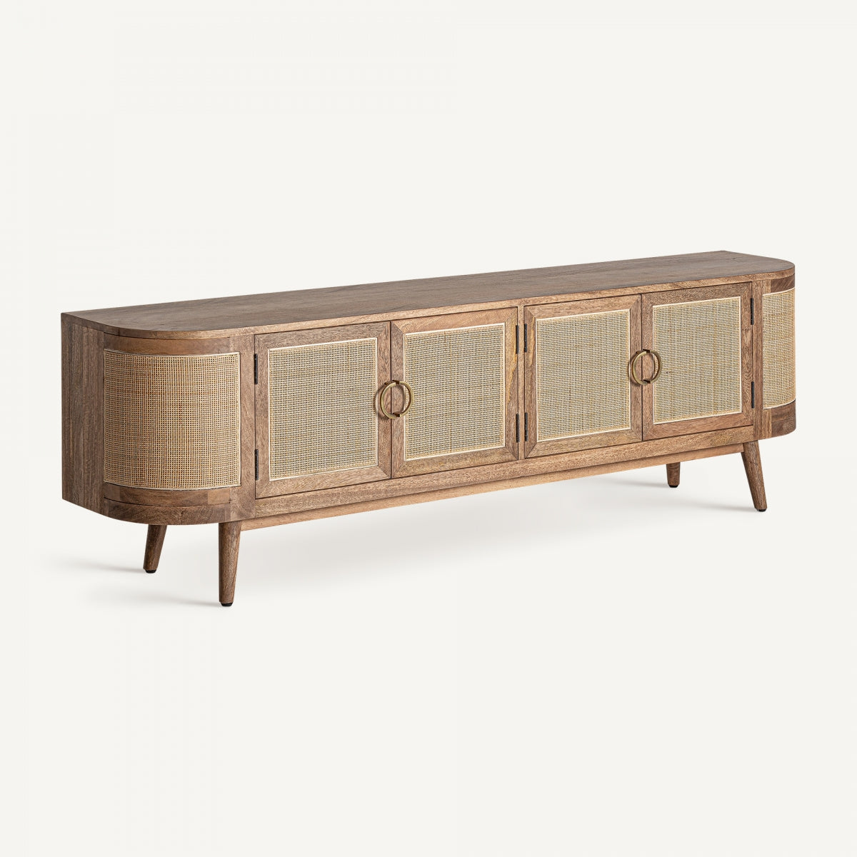 El mueble de TV Beckley, elaborado en madera de mango, presenta una forma rectangular alargada con cuatro puertas con diseño de malla y manijas circulares, y se apoya elegantemente sobre cuatro patas en ángulo.