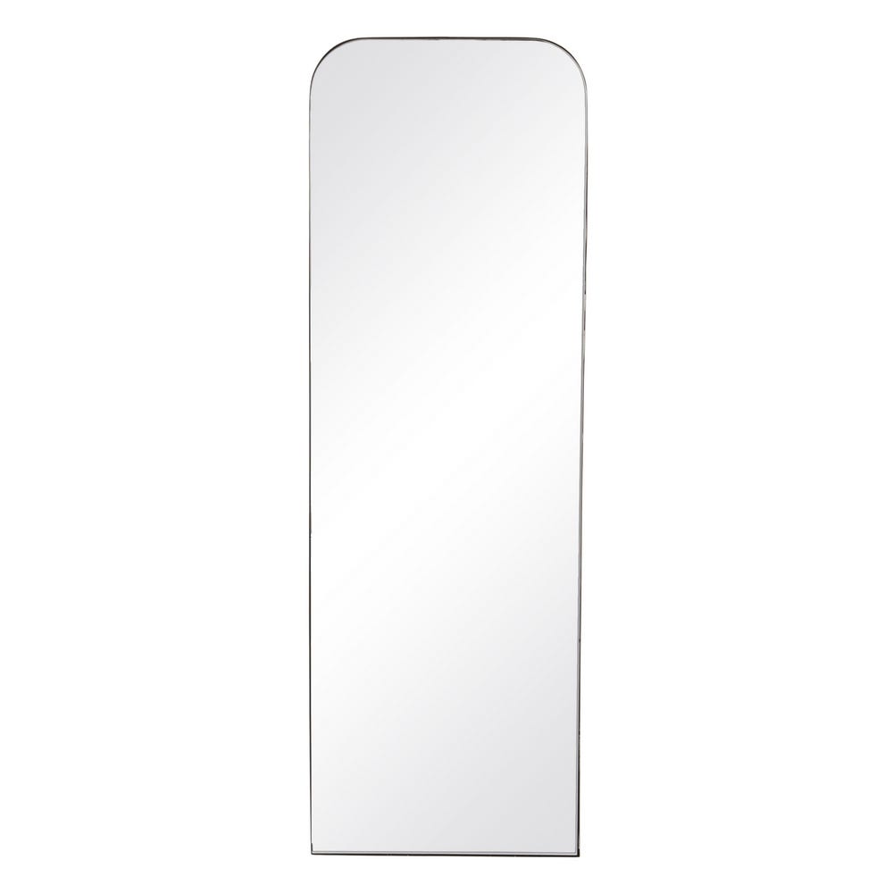 El espejo vestidor en metal negro Orbis presenta un diseño moderno con un estilo rectangular, sin marco y bordes superiores redondeados sobre un fondo blanco liso.