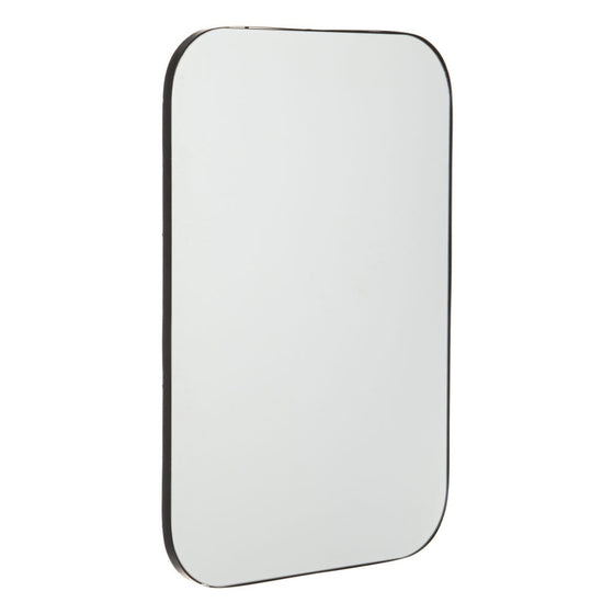 El elegante espejo de metal y cristal moderno tiene una forma rectangular con bordes redondeados y un marco negro delgado que captura la esencia del estilo moderno. Ubicado sobre un fondo blanco, es ideal para realzar la decoración de cualquier hogar.