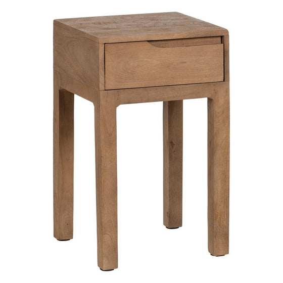 La mesita de noche en madera de mango Solis es una mesa auxiliar rústica de madera con una estructura duradera de madera de mango, que cuenta con un solo cajón y cuatro patas resistentes en un acabado natural. Ideal como una encantadora mesita de noche para tu dormitorio.