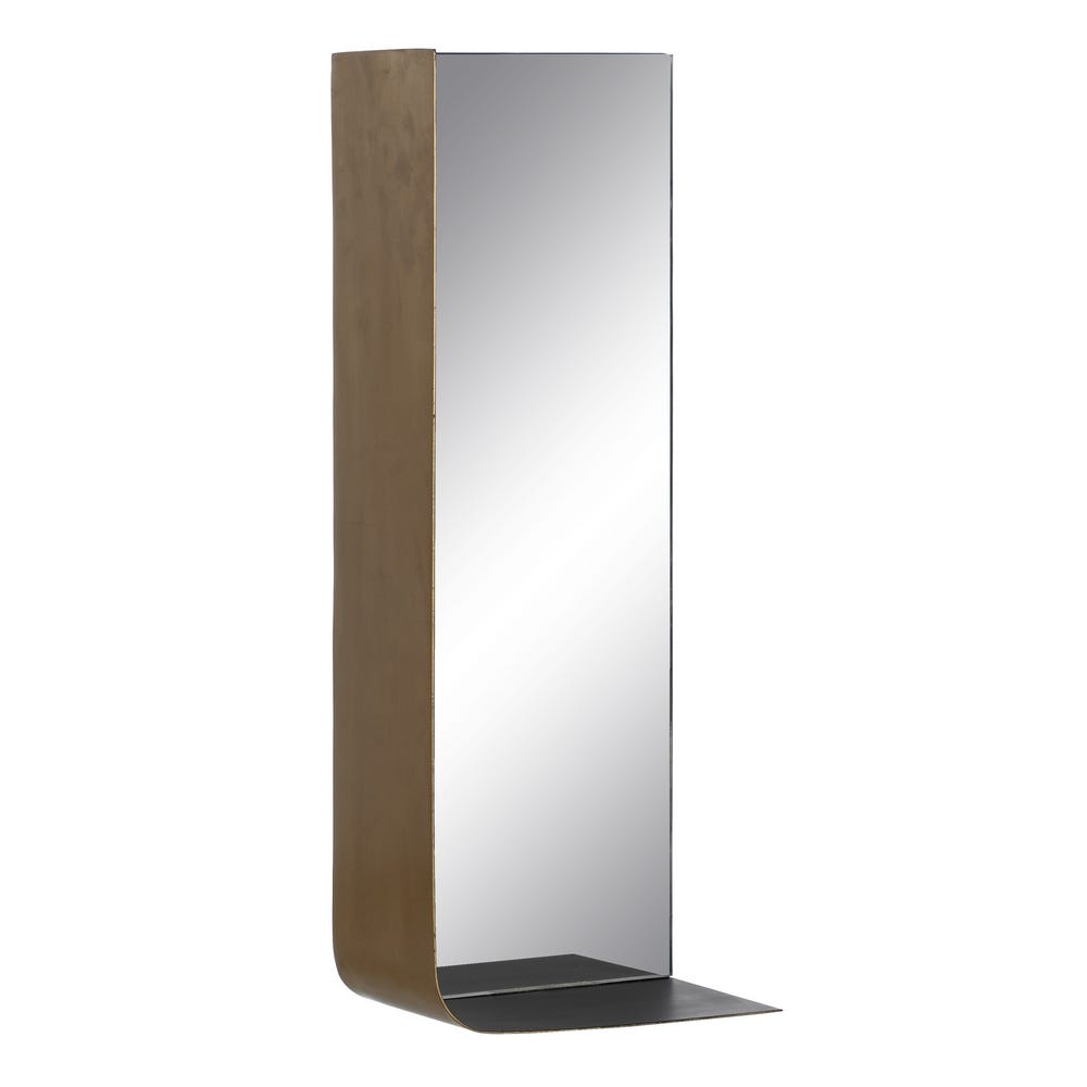 El Espejo de Metal Oro-Negro Estante Miro presenta un espejo vertical con un marco de metal en tono dorado que se dobla en la parte inferior para formar una base plana, ideal para la decoración moderna.