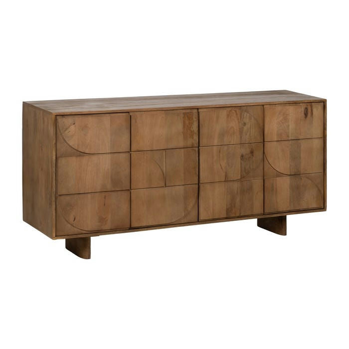 Aparador Miel en Madera De Mango: Este aparador de madera presenta madera de mango duradera con diseños de puertas geométricos, dos secciones de gabinete y patas cortas para una apariencia moderna.