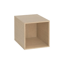  Un sencillo estante de almacenamiento Cajas Aparadores Vooxy sobre un fondo blanco.