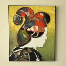  Un Cuadro Moderno Japonesa N1 con Marco Negro, pintura de la cabeza de una Geisha en una pared, enmarcada con un elegante Marco.