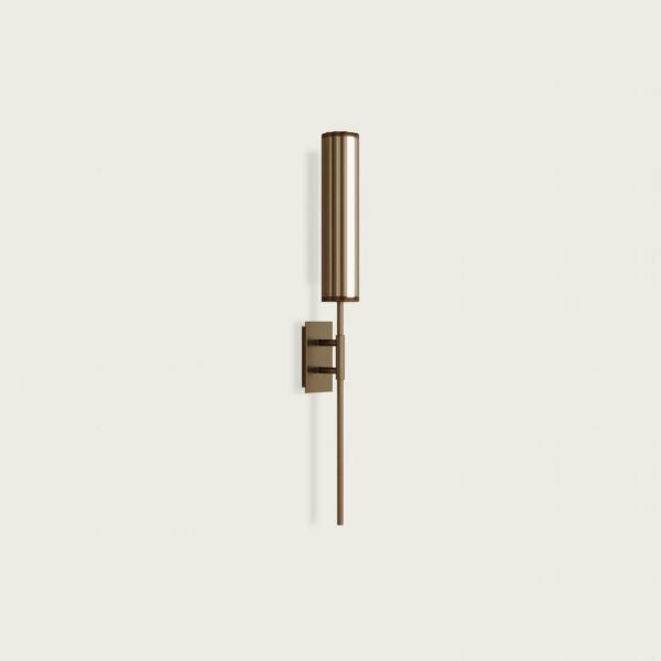 La lámpara de pared Niro es un aplique de pared moderno y minimalista con una luz cilíndrica y una varilla vertical delgada sobre una base rectangular elegante. Ofrece iluminación ajustable y se combina a la perfección con cualquier fondo para lograr una iluminación moderna y versátil en su espacio.