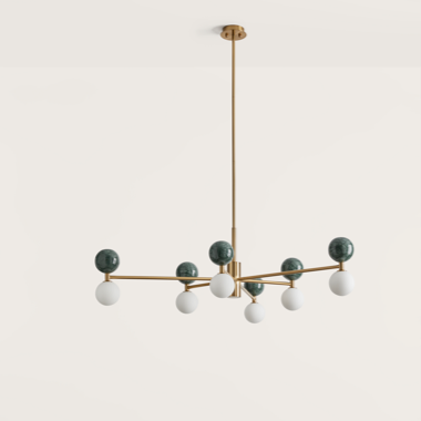 La lámpara de techo Dalt 6xG9 cuenta con esferas de cristal verdes y blancos sobre un marco dorado, elegantemente suspendidas del techo contra un fondo blanco liso, que encarna el diseño contemporáneo.