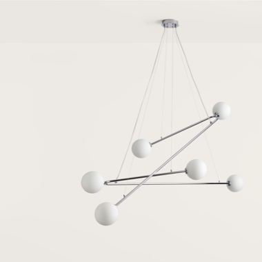 La Lámpara de techo Endo presenta luces esféricas blancas conectadas por delgadas varillas cromadas, que cuelgan del techo, encarnando la iluminación moderna.