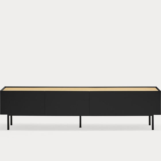 Moderno Mueble TV Arista 1P2C negro con ribetes dorados y patas esbeltas, aislado sobre fondo blanco, ideal para decoración contemporánea.