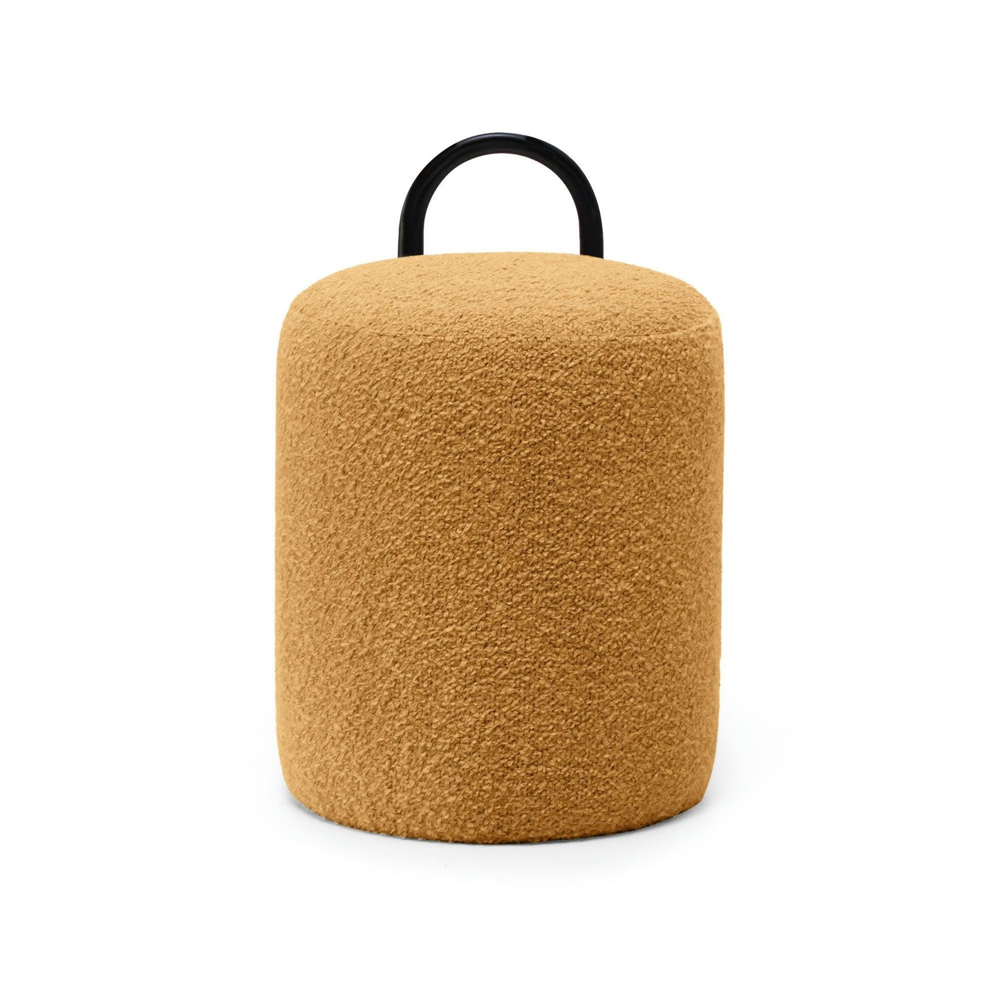 El Puff Redondo Tapizado Horn A es un puf cilíndrico contemporáneo de color beige con tela texturizada y un asa negra en la parte superior, lo que lo convierte en una pieza elegante perfecta para espacios modernos.