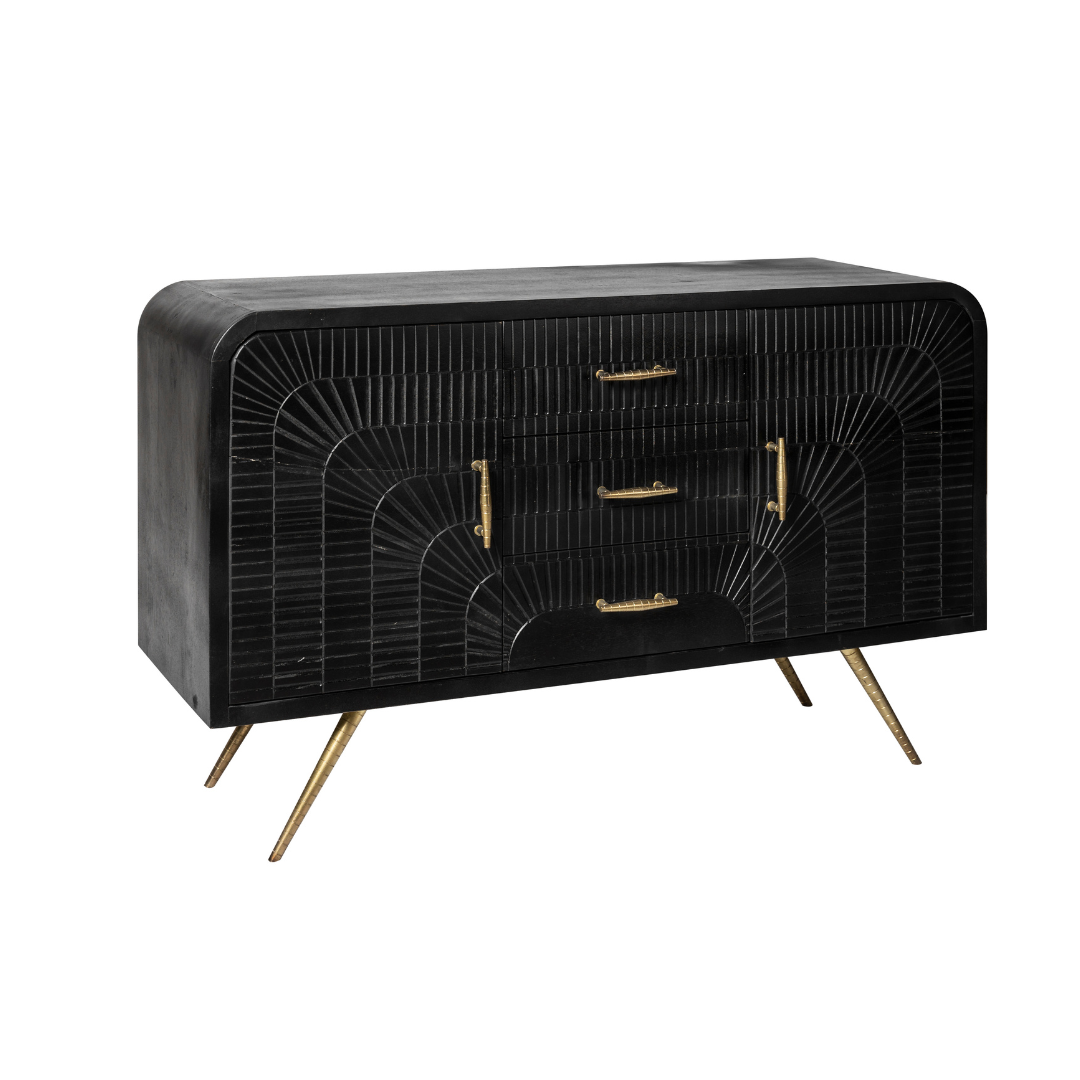 El Aparador en Madera de Teca y Black Fly es un aparador moderno con un frente texturizado. Cuenta con tres cajones centrales, dos gabinetes laterales y se complementa con manijas y patas doradas, redefiniendo la elegancia. Esta impresionante pieza de CASAPATIO agrega sofisticación a cualquier espacio.