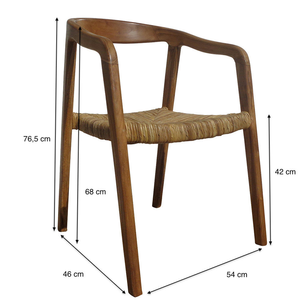 Presentamos la Silla de comedor en madera y fibra Tulum, una silla de madera con asiento de fibra de banano tejida. Dimensiones precisas: alto 76,5 cm, alto asiento 46 cm, ancho 54 cm, fondo 68 cm y alto respaldo 42 cm.