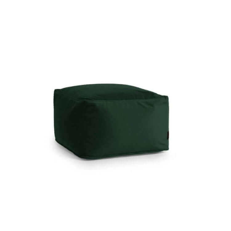El Puff cuadrado de terciopelo lavable SOFTBOX BARCELONA (70×70×40 cm) en verde oscuro, compacto, se muestra sobre fondo blanco, siendo un asiento cómodo y elegante para salón o dormitorio.
