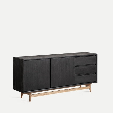 Descubra el diseño contemporáneo del Aparador de madera mindi negro moderno Thiers, que cuenta con dos puertas corredizas, tres cajones y patas de madera clara para un almacenamiento con estilo.