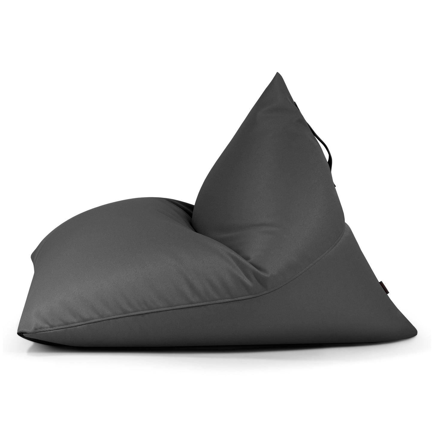 El puff bean bag juvenil RAZZ PROFUSE, de tejido ignífugo extrasuave (110×130×90 cm), ofrece comodidad y estilo modernos para dormitorios o terrazas. Su respaldo triangular y su asa añaden un apoyo ergonómico y una fácil movilidad.