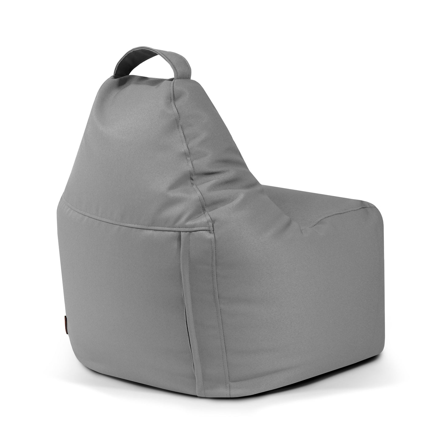 El Bean bag Play Profuse - resistente al fuego es un moderno sillón bean bag gris con respaldo alto y asa de transporte, que se muestra sobre un fondo blanco liso.