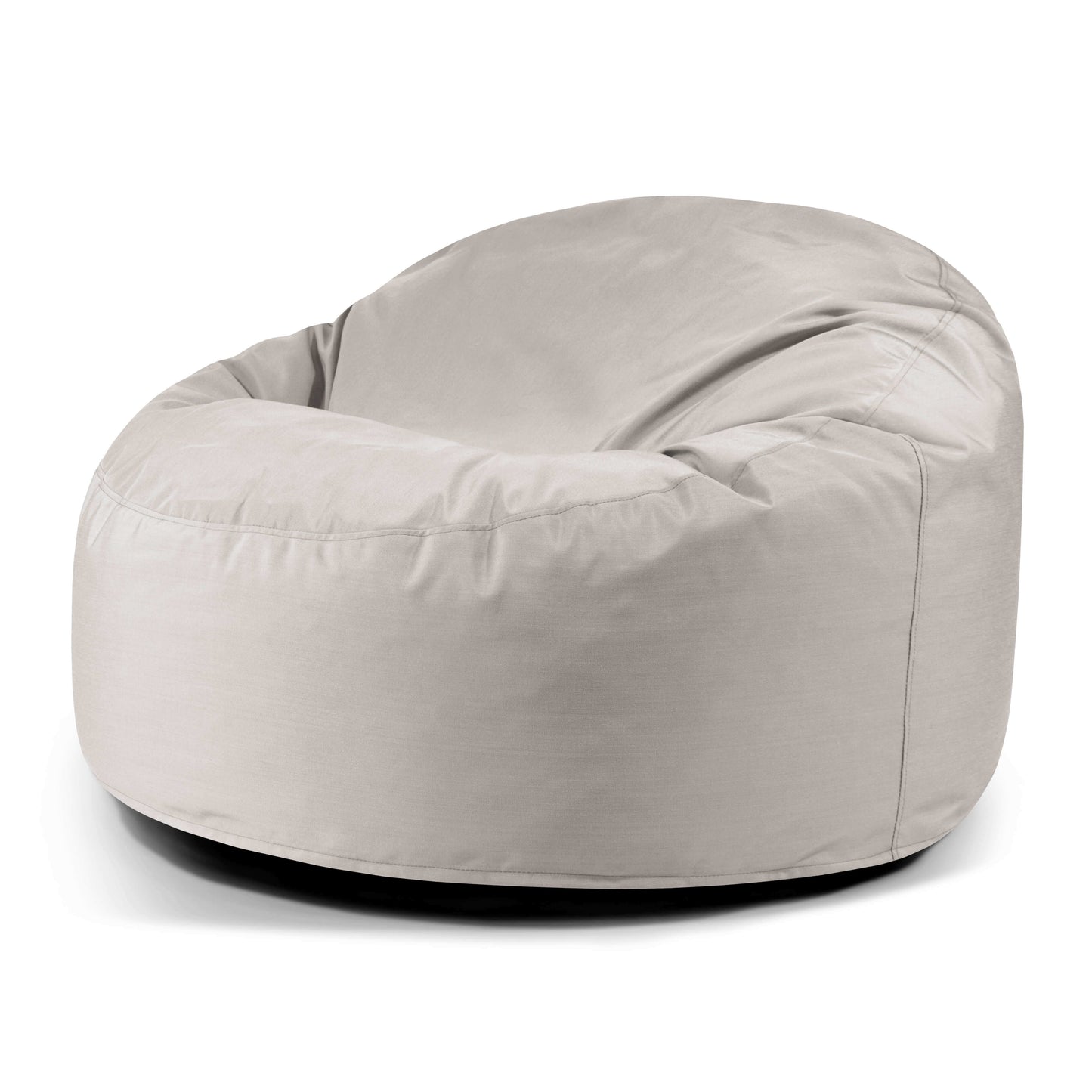Un Puff redondo de espuma y tejido repelente al agua OM 110 COLORIN (110×110×75 cm), moderno para interior y exterior, color gris claro, se encuentra sobre un fondo blanco.