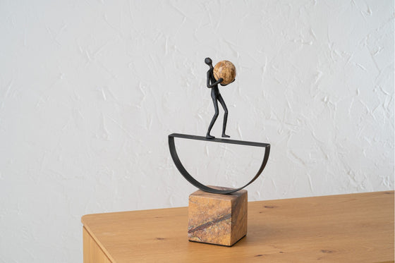 Figura decorativa en mármol y bronce Escultura Fortaleza