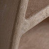 Primer plano de la Estantería en madera DM (120x38x132 cm) Werle S, resaltando su acabado beige texturizado y diseño angular, una mezcla perfecta de versatilidad y estilo contemporáneo para espacios modernos.