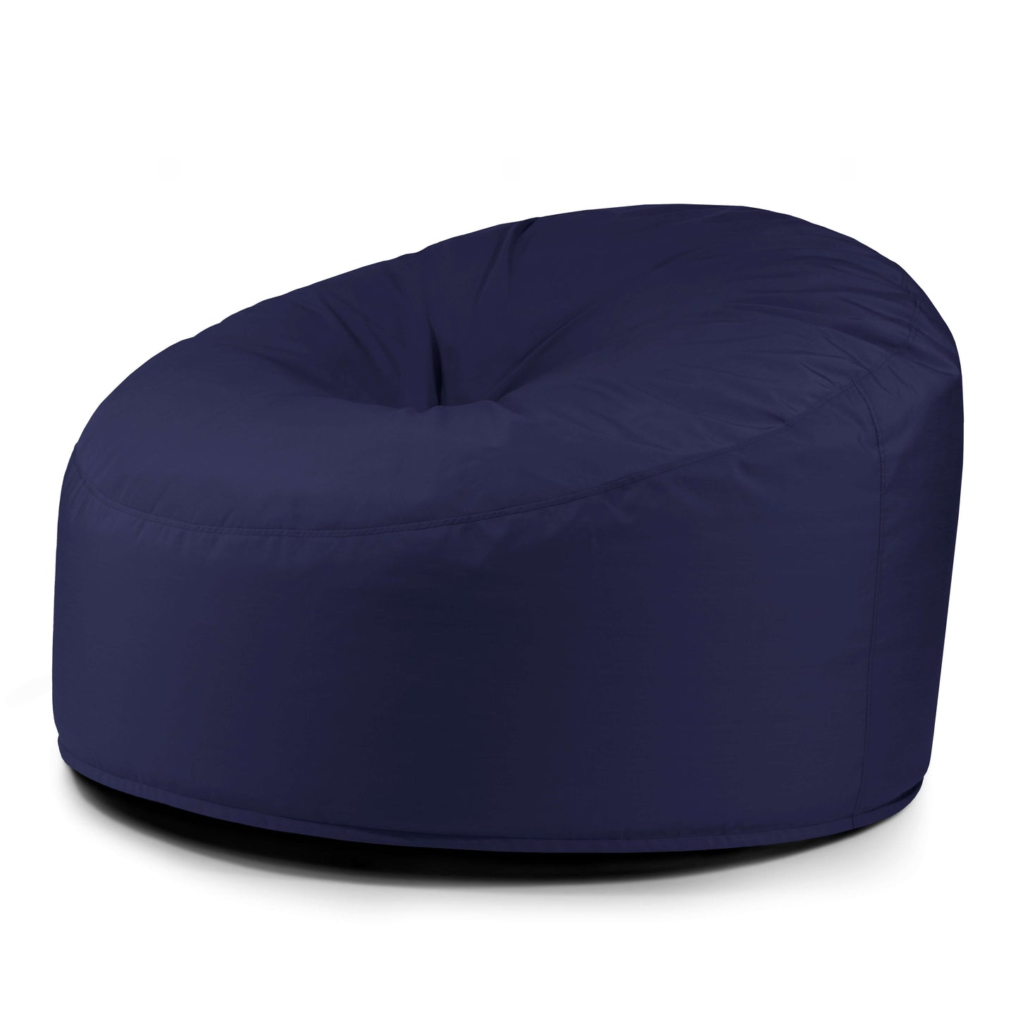El Foam Bean Bag OM 110 Barcelona es un gran sillón redondo de color azul oscuro con soporte ergonómico, sobre fondo blanco.
