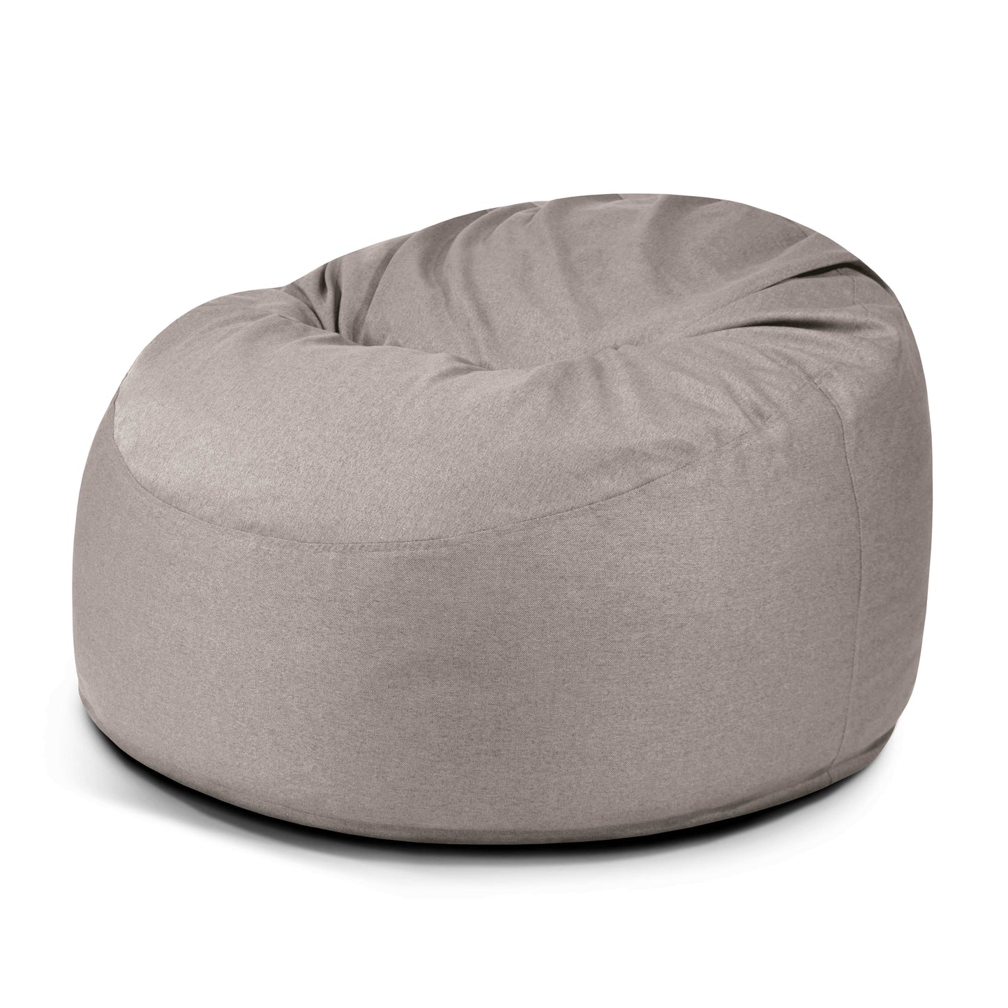 El Foam Bean Bag OM 110 Barcelona en gris claro presenta una forma redondeada y acolchada, que proporciona un puff ergonómico ideal para cualquier ambiente de mobiliario moderno.