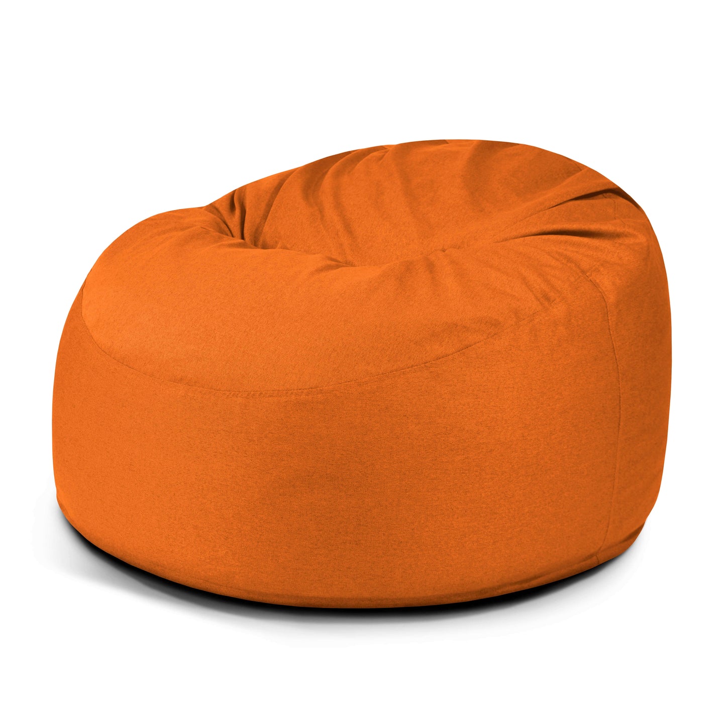El Foam Bean Bag OM 110 Barcelona presenta una forma suave y redondeada y un vibrante color naranja, proporcionando un confort ergonómico perfecto para cualquier mobiliario moderno.